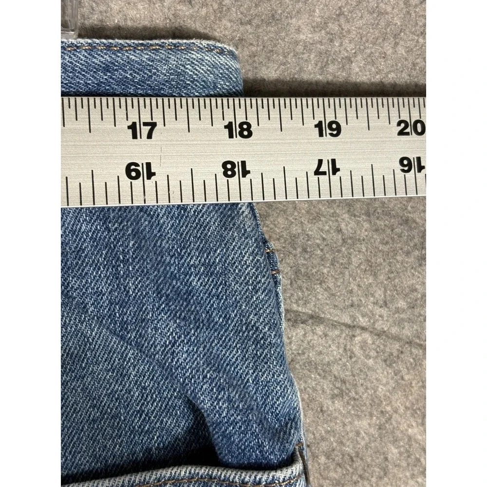Nautica Mens Relaxed Fit Jeans Medium Wash Blue Denim 36x30‎ Straight Leg